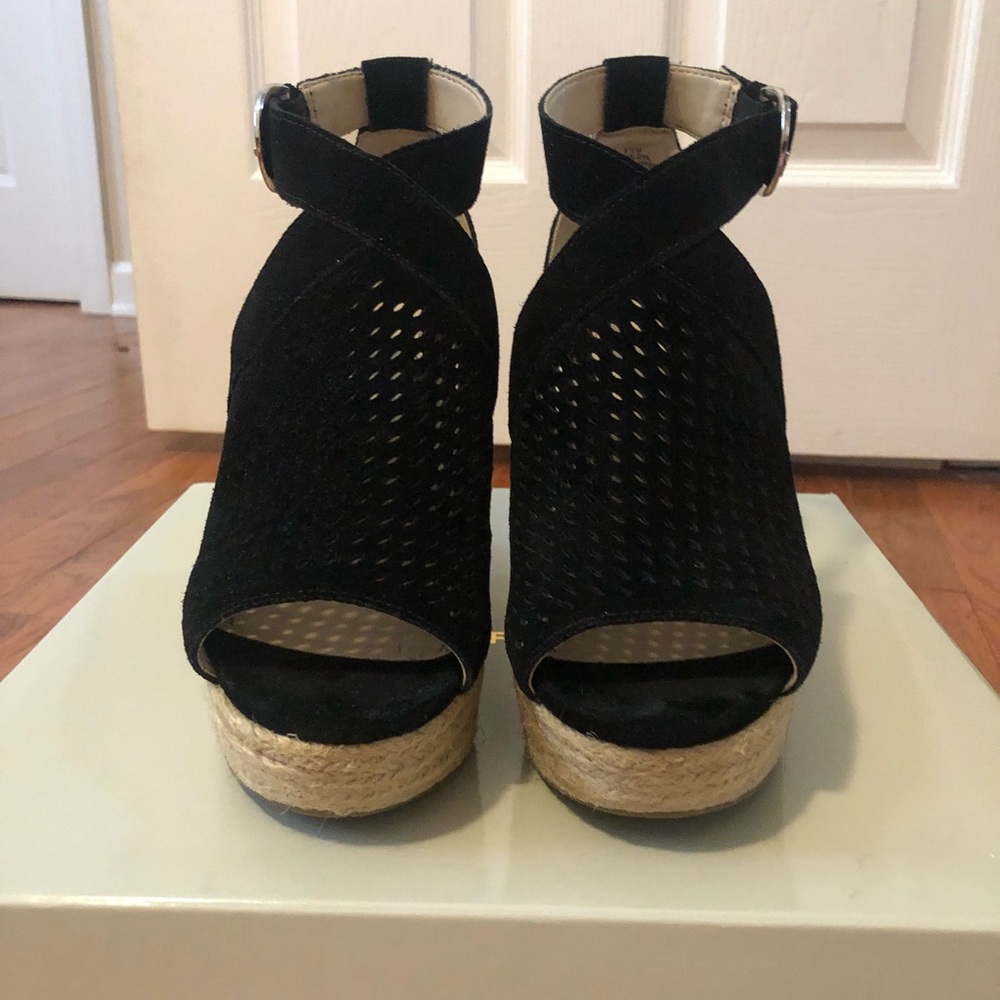 *NWOT* Marc Fisher Adalyne wedge sandals